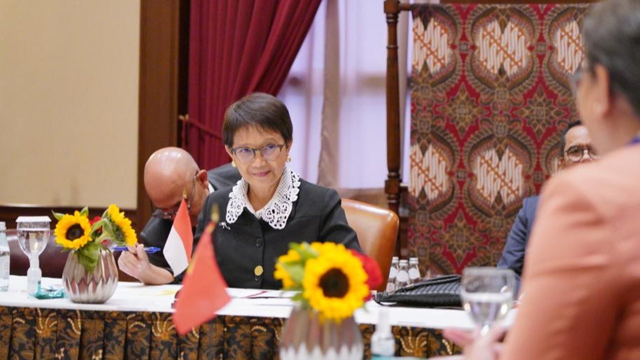 Pertemuan trilateral yang diikuti oleh Menlu Australia Penny Wong, Menlu RI Retno Marsudi dan Menlu Timor Leste Adaljiza Magno di sela Sidang Majelis Umum PBB ke-77 yang diselenggarakan di New York pada (20/9/2022). (Dok: Kemlu RI)