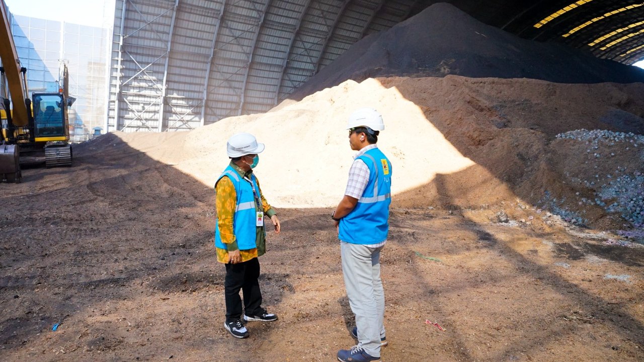 Penggunaan Limbah Jadi Bahan Bakar PLTU Jeranjang