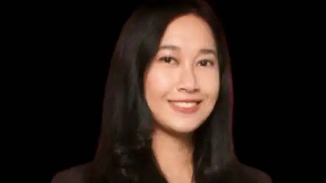 Perempuan bernama Yasmin Nur mengaku jadi asisten stafsus presiden. (dok. X)