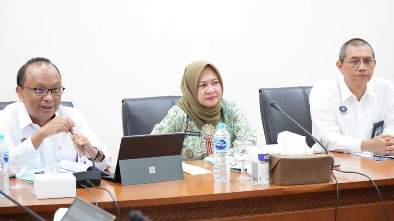 Anggota BPH Migas Abdul Halim dalam Rapat Finalisasi Naskah Kerja Sama BPH Migas dan Pemerintah Provinsi Kalimantan Barat di Pontianak, Kamis (5/9/2024).