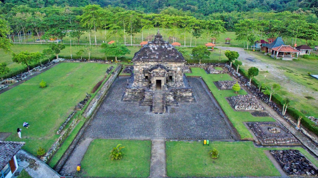 Candi Banyunibo