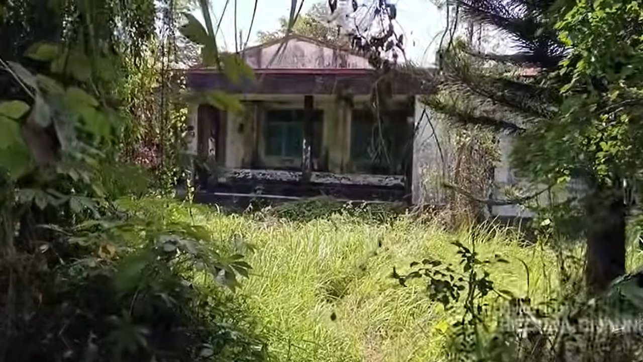 Kondisi Rumah Kosong Diduga Milik Almarhum Dono Warkop DKI