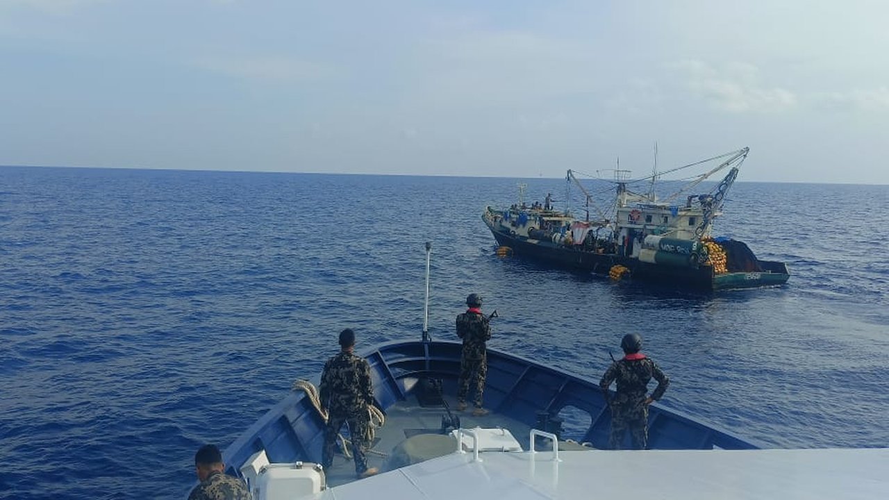 Polresta Bandara Soekarno Hatta menggelar konferensi pers pengungkapan tindak pidana perikanan modus penyelundupan benih lobster. (Liputan6.com/Pramita Tristiawati)