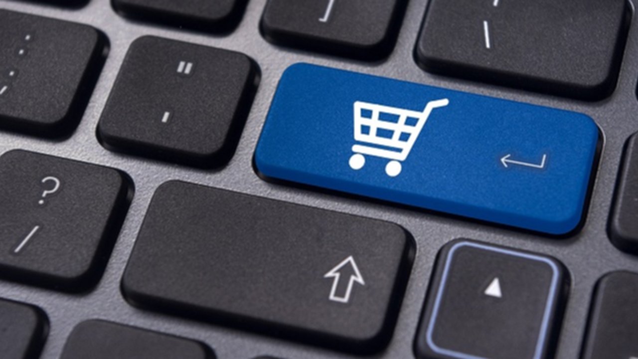 Ilustrasi e-Commerce / Freepik by rawpixel.com