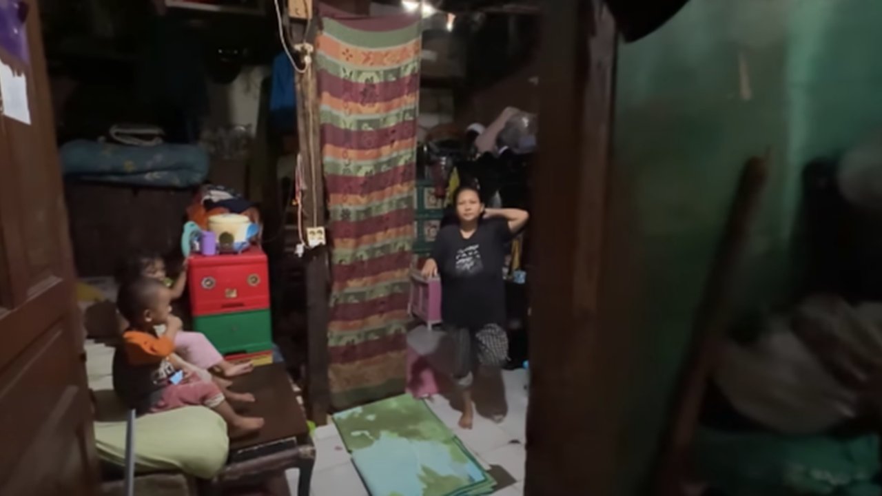 pemukiman padat jakarta
