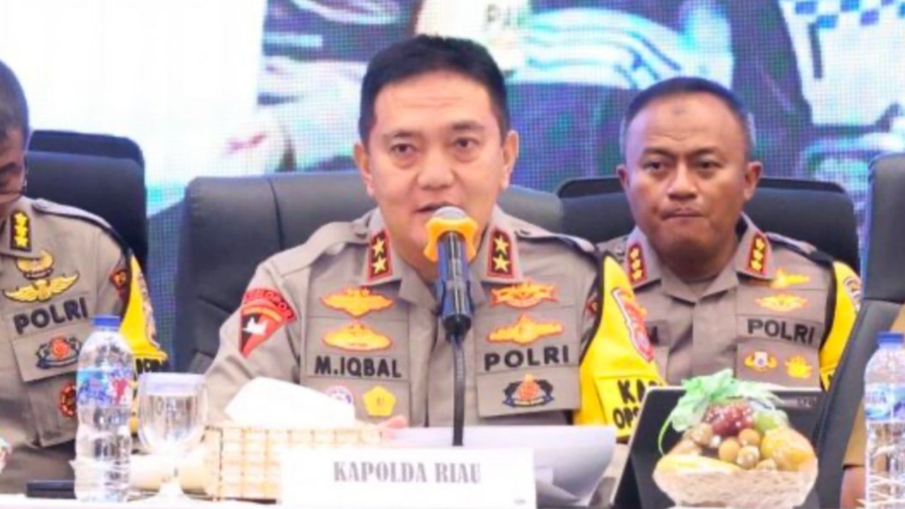 Kapolda Riau Irjen Pol Mohammad Iqbal