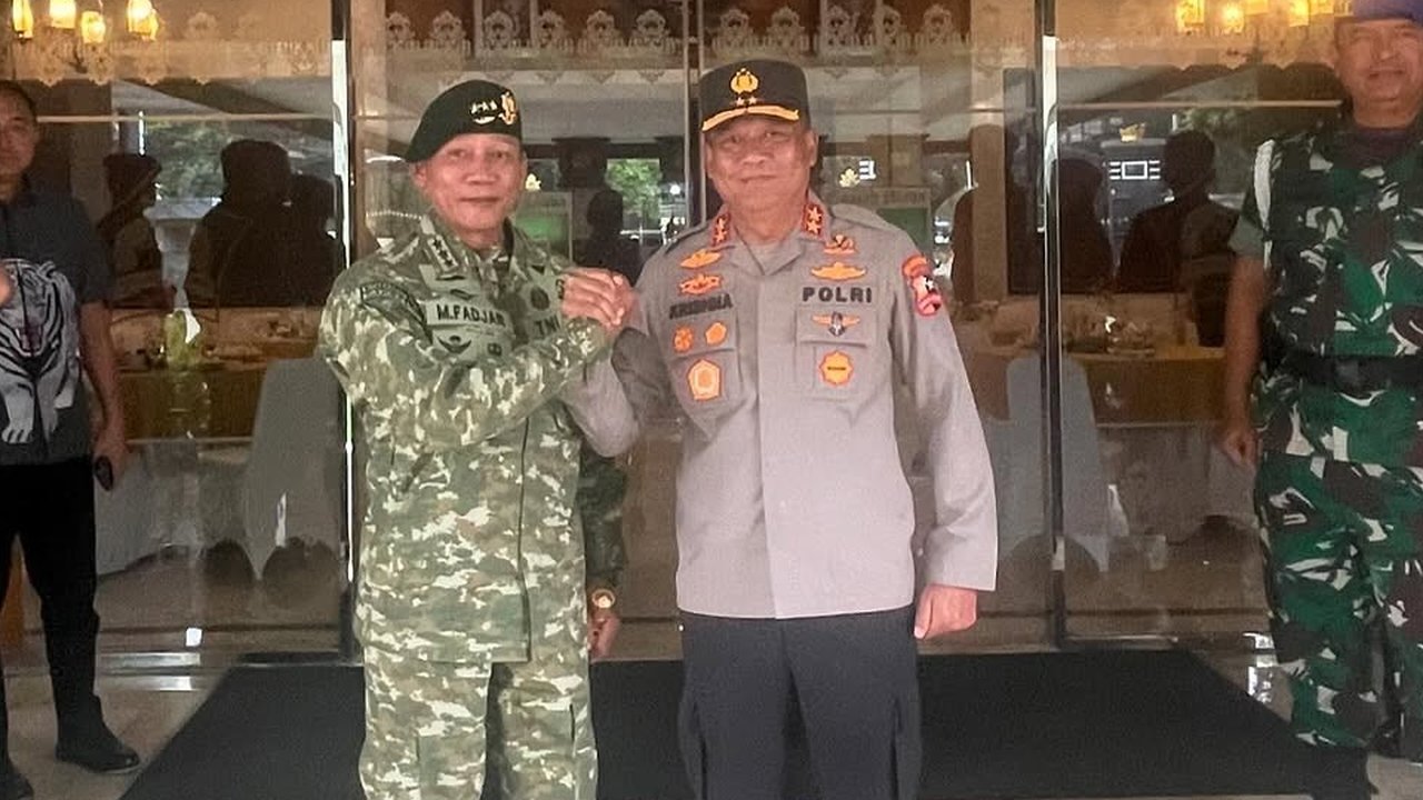 Adik Irjen Pol Krishna Murti Resmi Jabat Pangskostrad