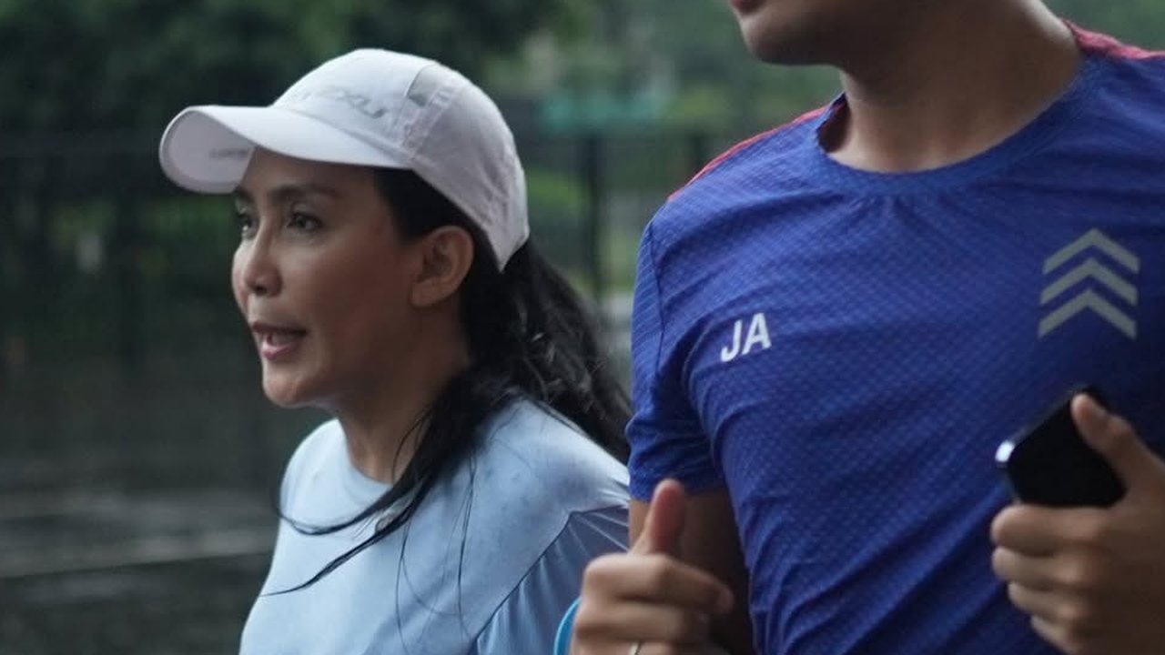 Rieke 'Oneng' Gelar Birthday Run di GBK '51 Tahun