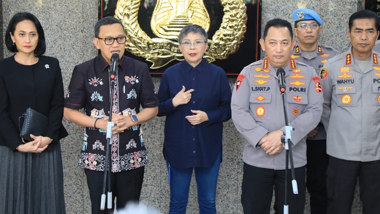 Kapolri Jenderal Listyo Sigit Prabowo dan Menteri P2MI Abdul Kadir Karding