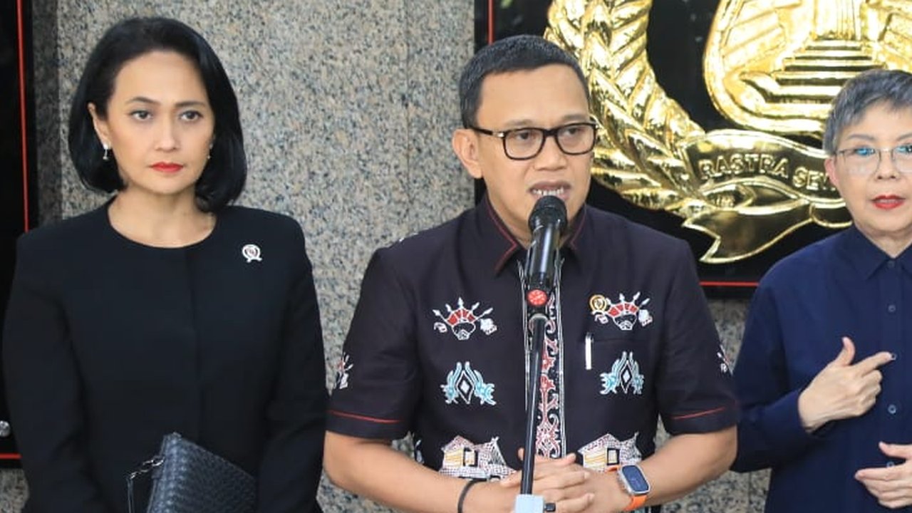 Menteri Karding dan calon PMI Ilegal