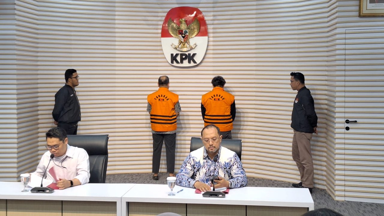 kpk tetapkan 2 tersangka korupsi anak usaha pt telkom