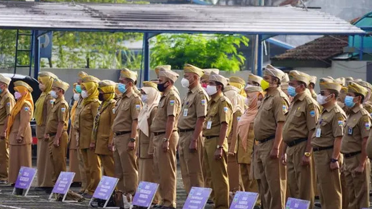Pemerintah Kabupaten Tangerang melalui Panitia Seleksi Daerah (Panselda), melaksanakan Seleksi Kompetensi Pegawai Pemerintah dengan Perjanjian Kerja (PPPK). (Liputan6.com/Pramita Tristiawati)