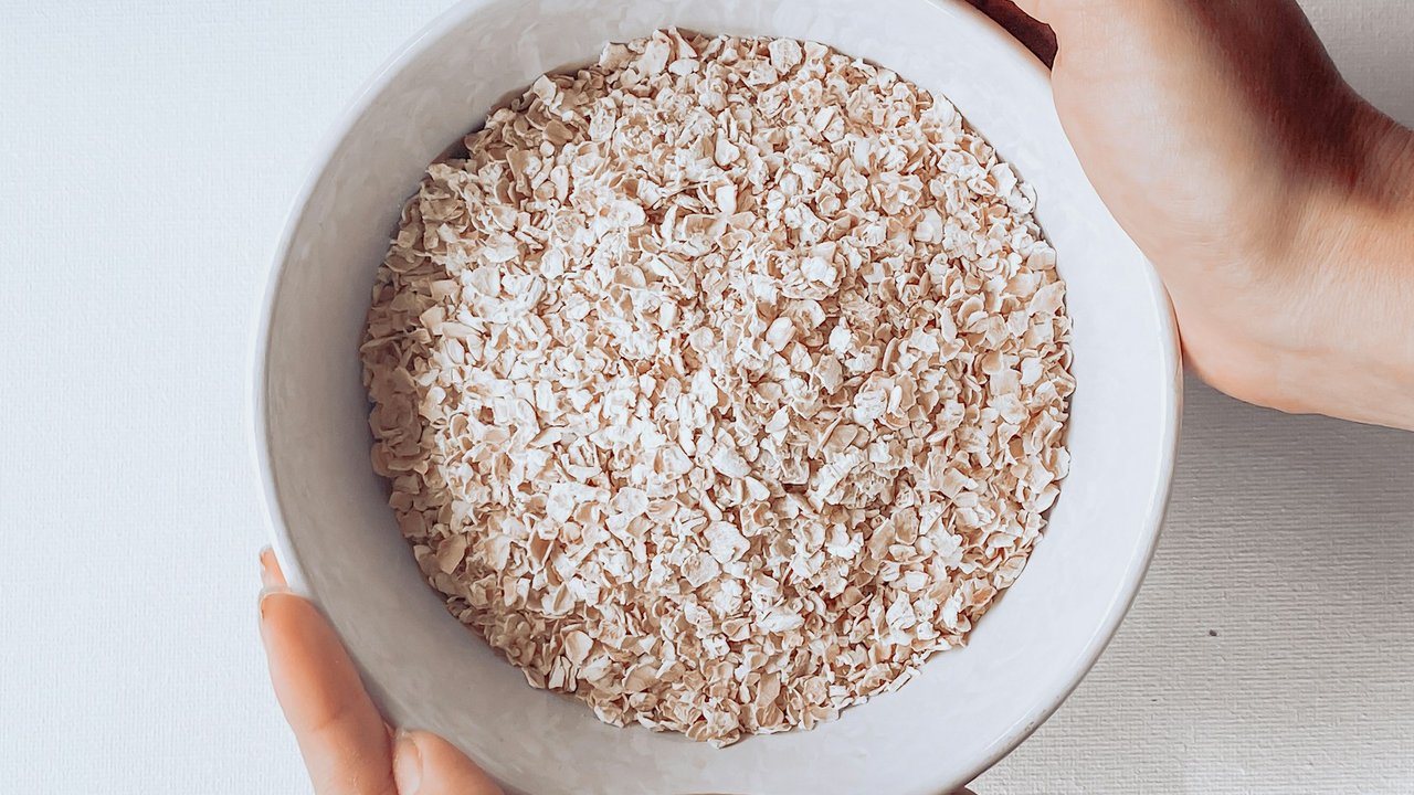 Rich in fiber, oatmeal will give you long-lasting energy and keep you full for longer.
