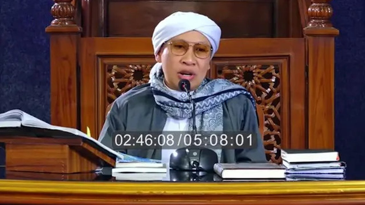 Ulama kharismatik sekaligus Pengasuh LPD Al Bahjah, Buya Yahya. (YouTube Al Bahjah TV)