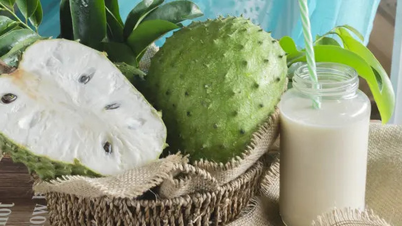 Manfaat Buah Sirsak (sumber: iStock)