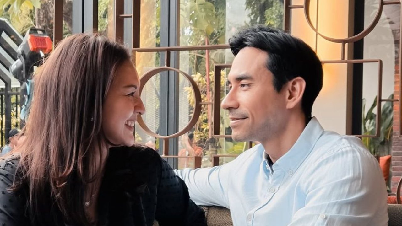 10 Potret Manis Donna Agnesia dan Darius Sinathrya, 18 Tahun Perjalanan Berumah Tangga  (credit: instagram.com/darius_sinathrya/dagnesia).