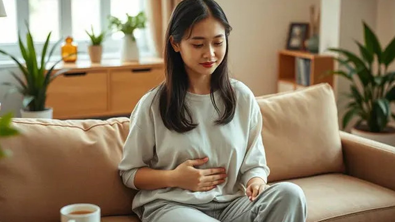 Kenali 10 bunga herbal seperti hibiscus dan dandelion yang mampu menurunkan kolesterol secara alami. Jadikan bunga-bunga ini bagian dari rutinitas sehat untuk mendukung kesehatan jantungmu! (