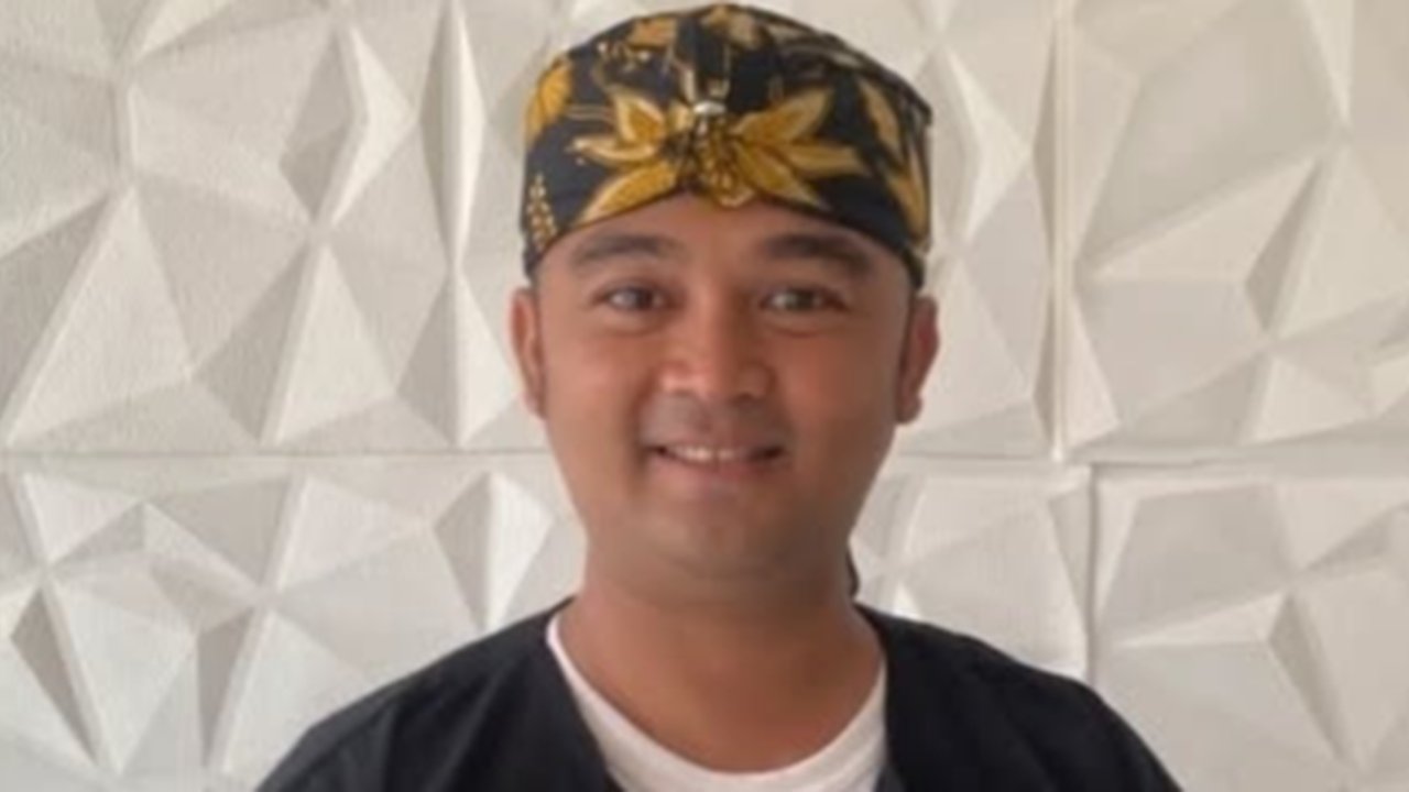 Sandy Permana Aktor Serial 'MAK LAMPIR' Tewas Ditusuk, Polisi Buru Terduga Pelaku