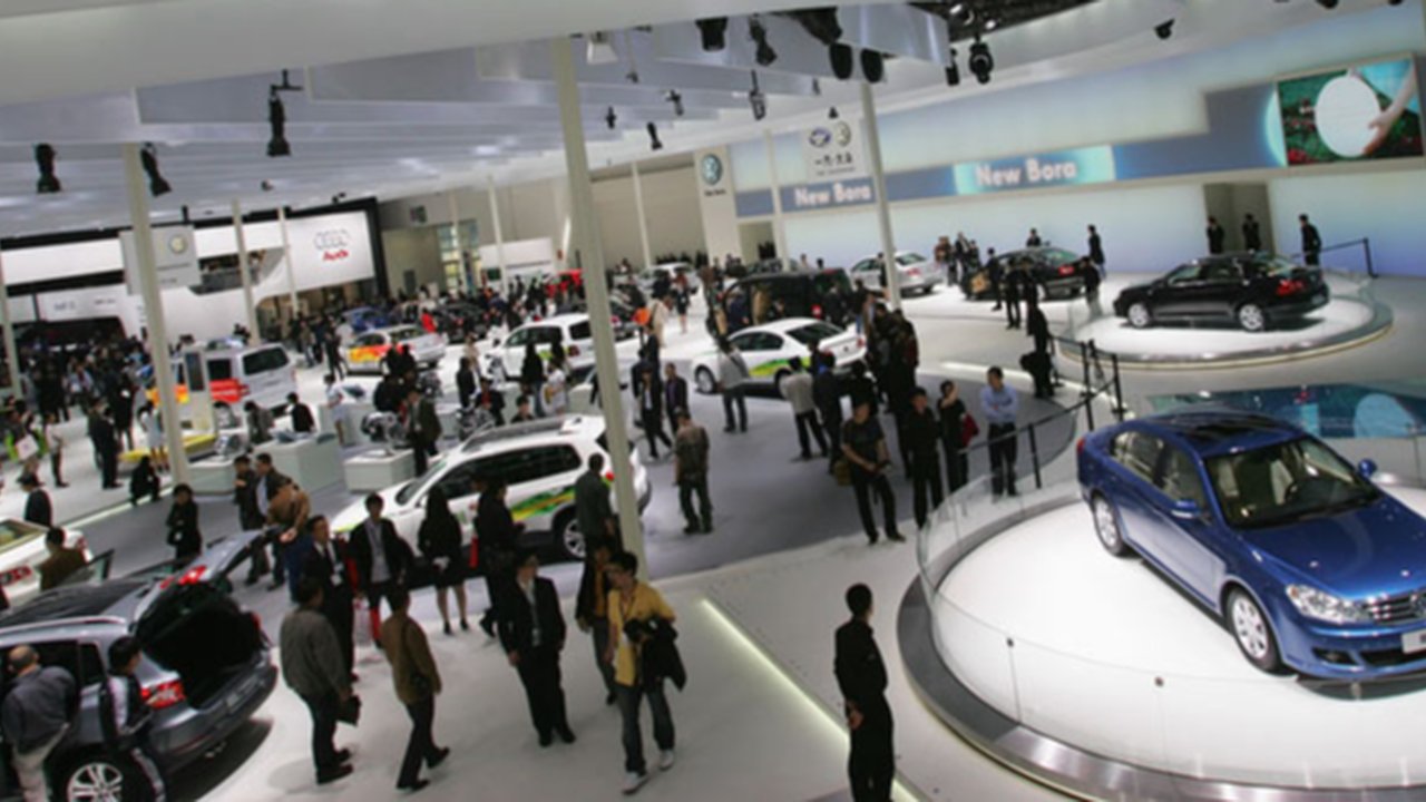 Merek Mobil Paling Laris di Indonesia Tahun 2024: Wuling dan Hyundai Beri Kejutan, Siapa Juaranya?