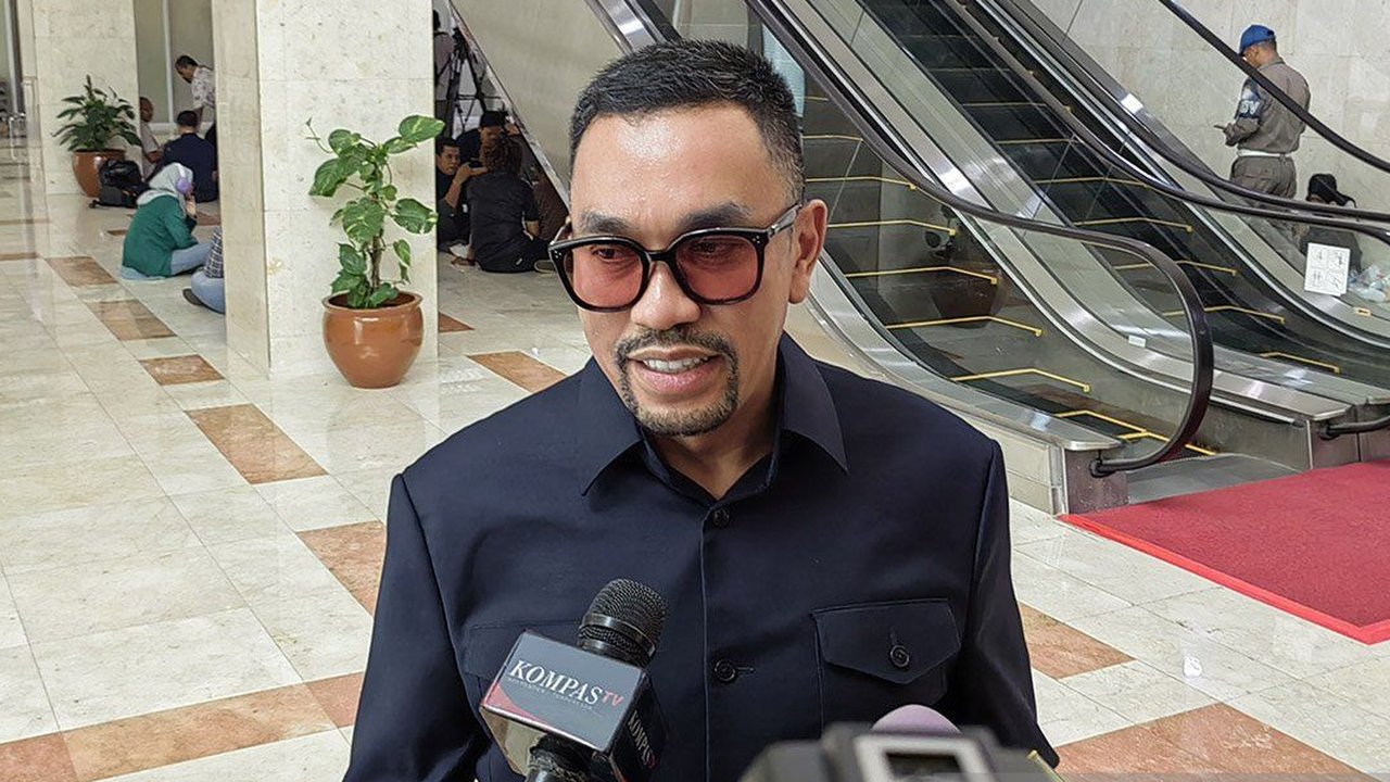 Wakil Ketua Komisi III DPR RI Ahmad Sahroni mengimbau kampus-kampus di tanah air untuk menggalakkan pendidikan antipelecehan seksual menyusul maraknya ...