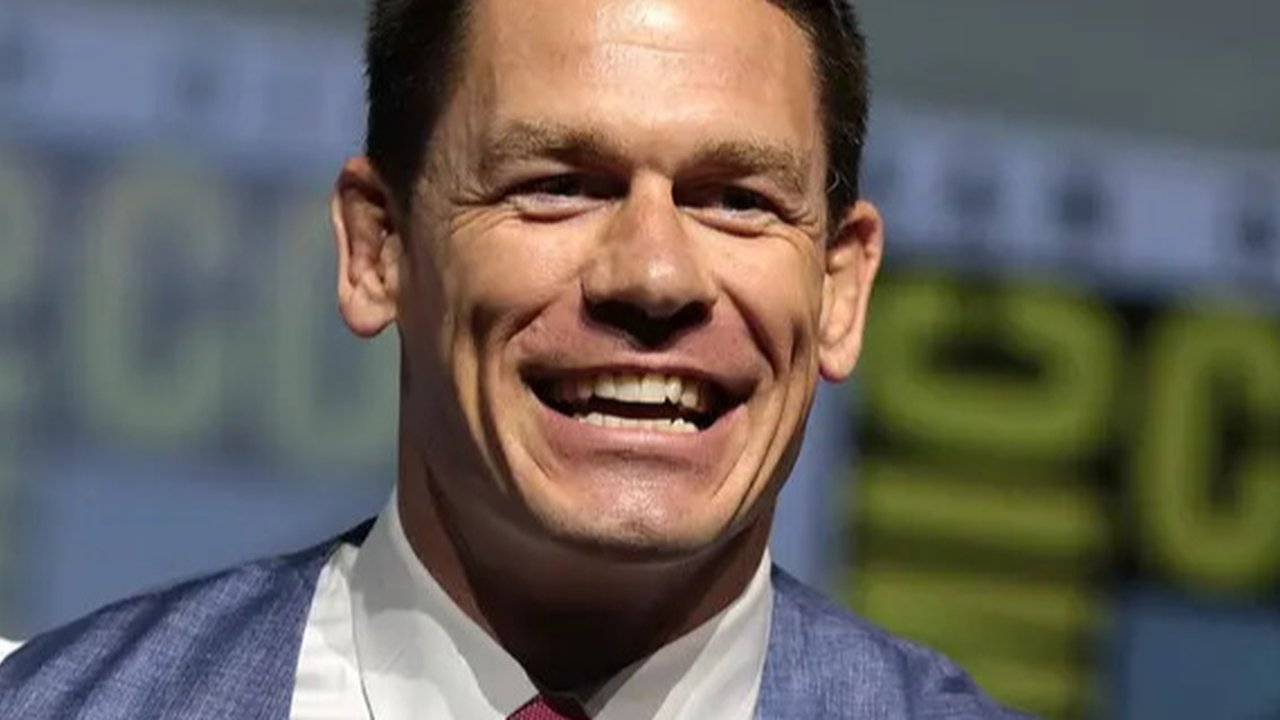 John Cena dalam Piala Oscar 2024. (AP Photo/Chris Pizzello)