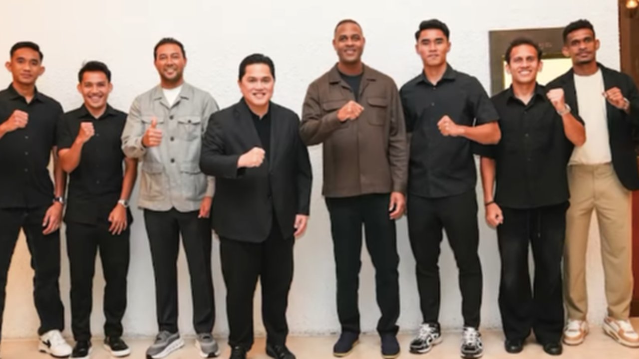 kluivert makan siang