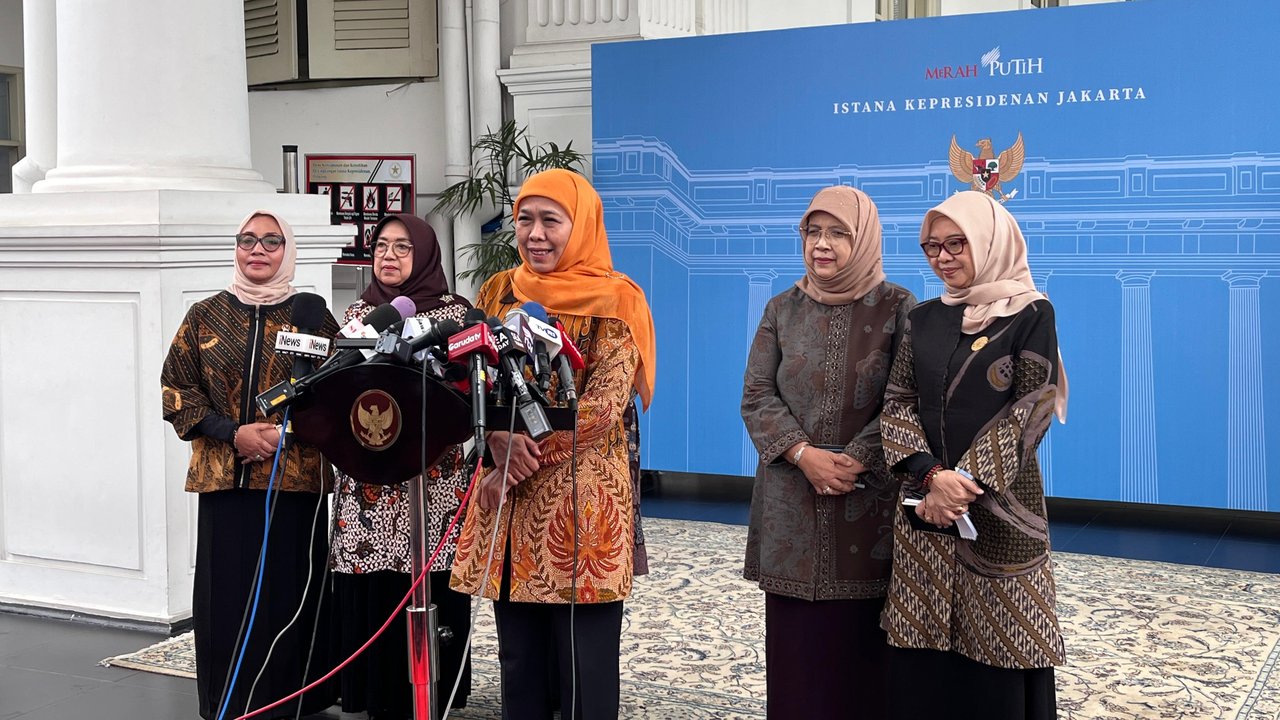 Khofifah temui prabowo di Istana