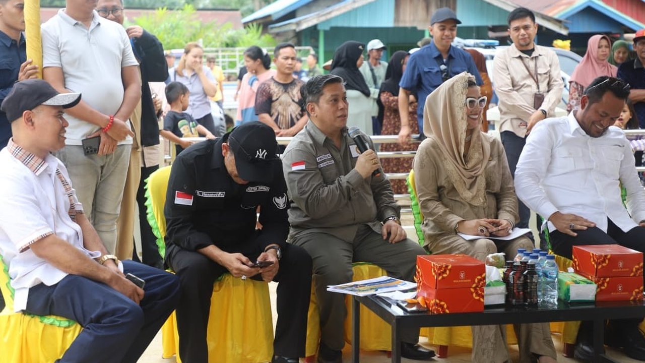 Pj Gubernur Kaltim Tinjau Ruas Jalan Nasional Jalur Kukar-Kubar