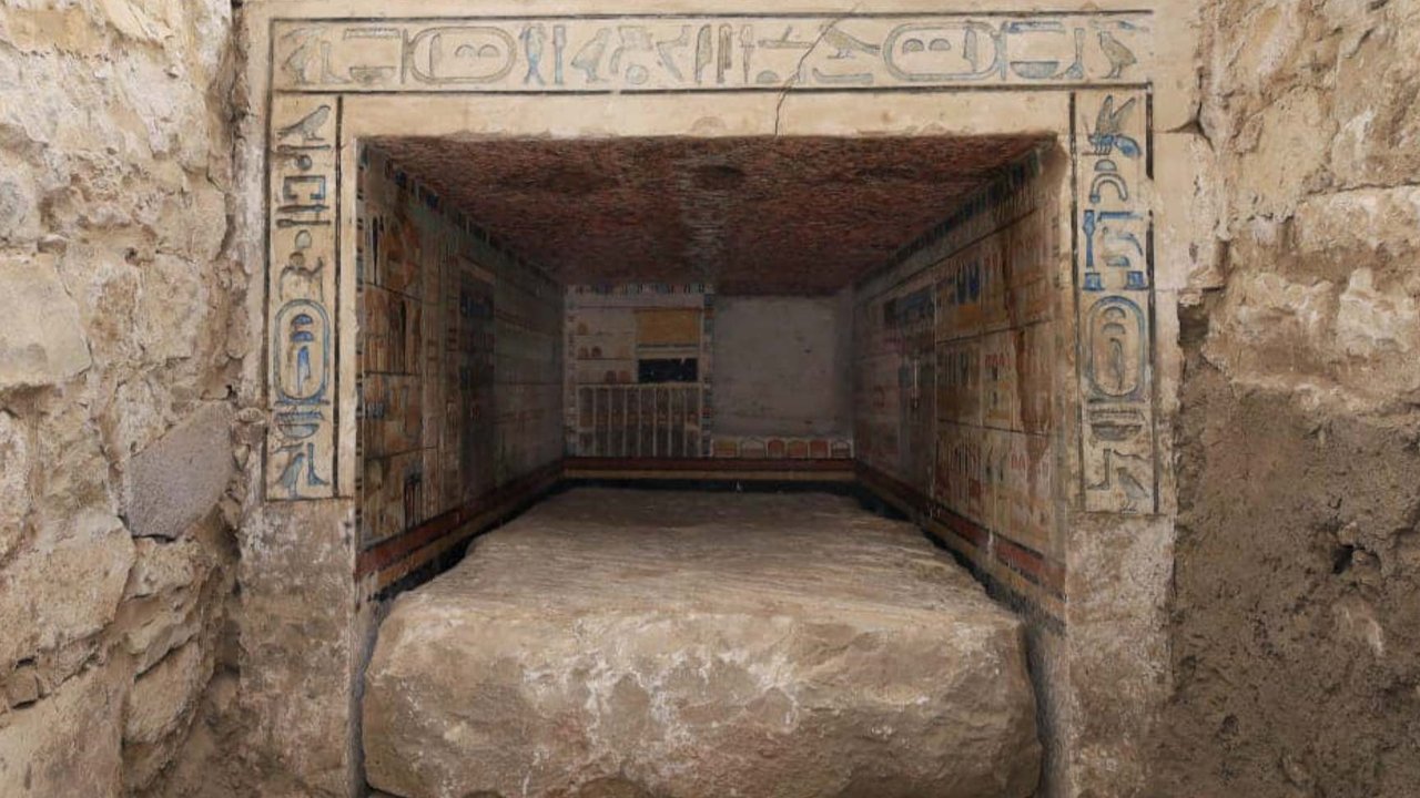 Penemuan makam ahli sihir Firaun era Kerajaan Mesir Lama.