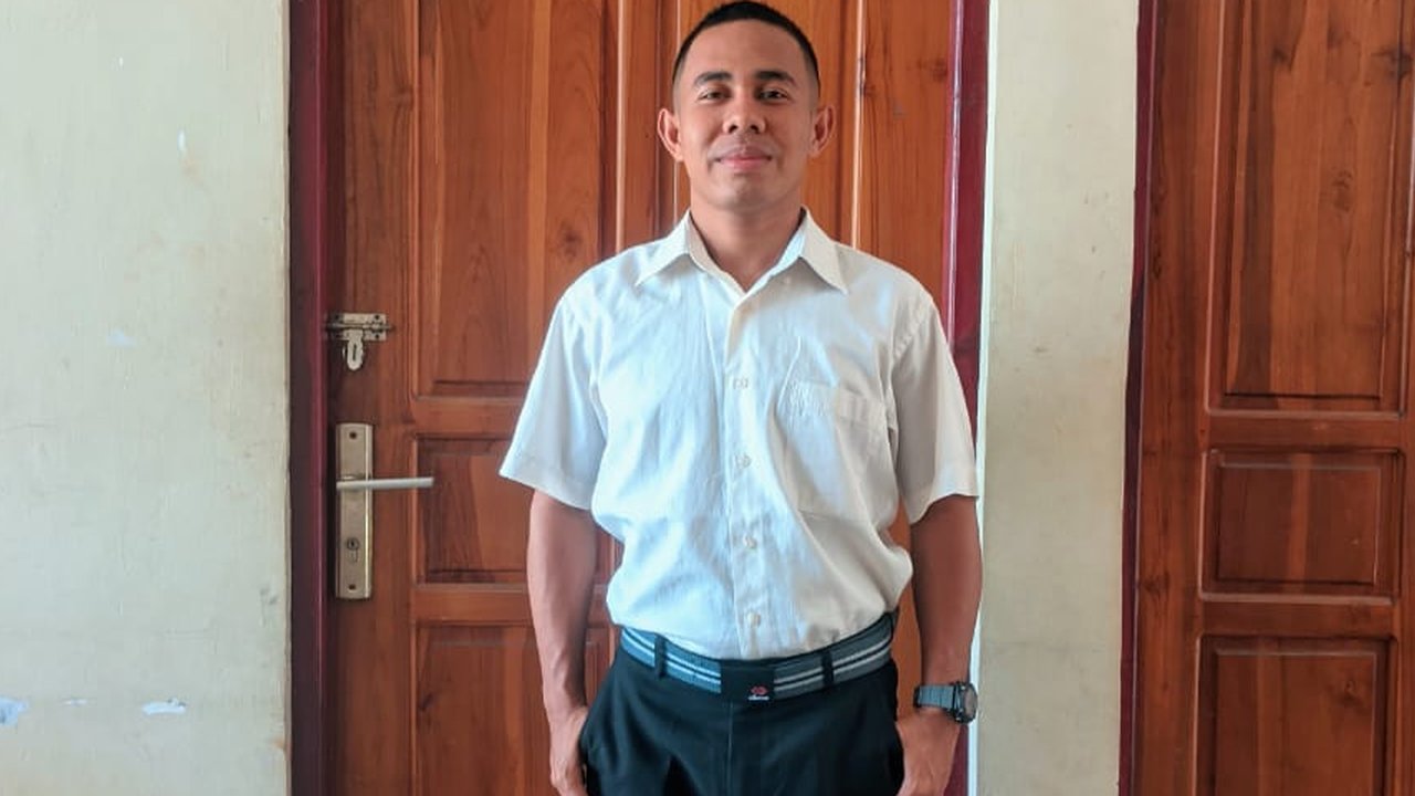 Usai Presiden, Joni 'Pemanjat Tiang Bendera' Ingin Jalan ke Ancol Sama Via Vallen?