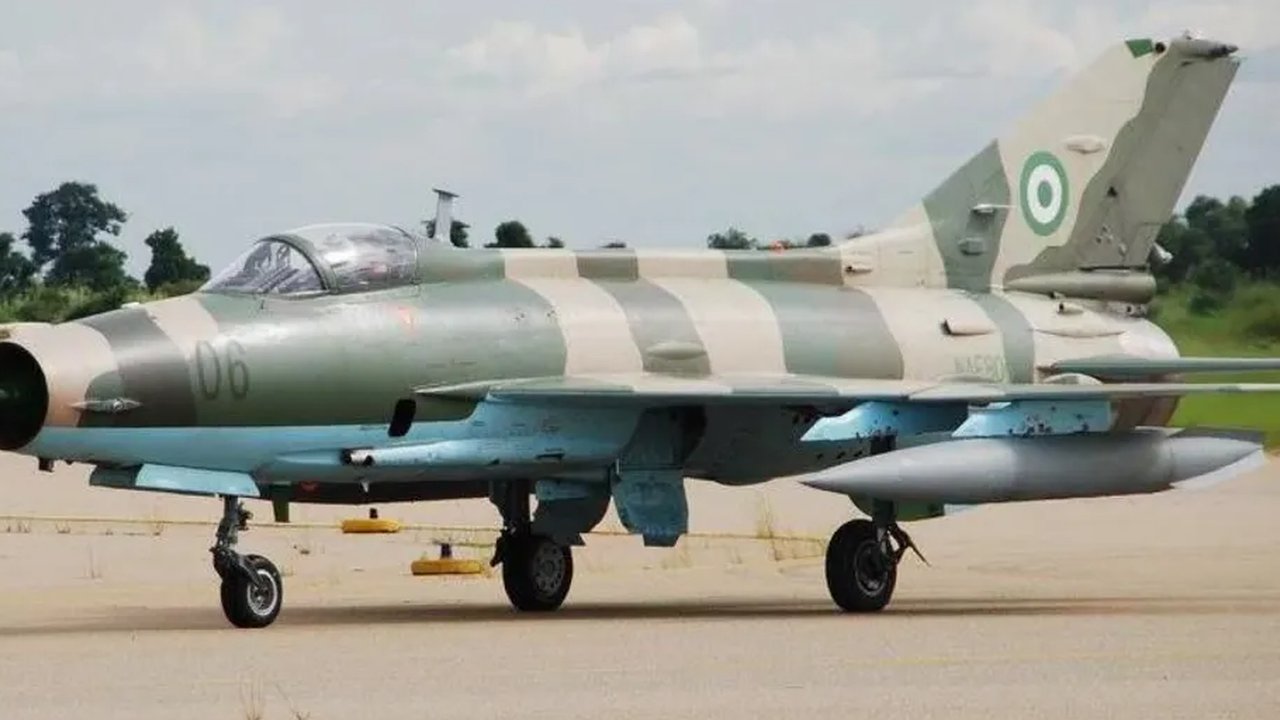jet tempur nigeria