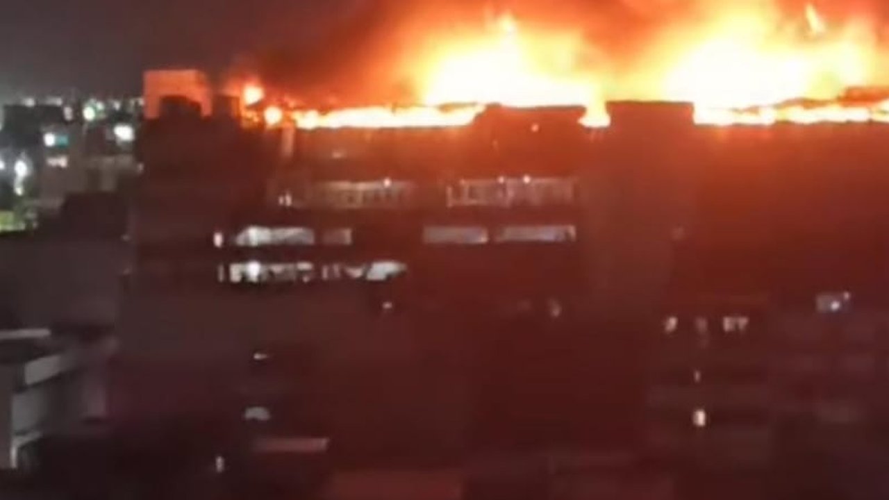 Kebakaran di Glodok Plaza