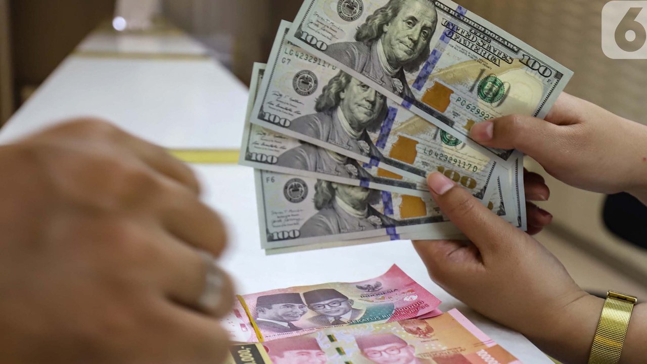 Bank Indonesia (BI) juga menjelaskan, pelemahan nilai tukar rupiah ini sejalan dengan pergerakan mata uang Asia. (Liputan6.com/Angga Yuniar)