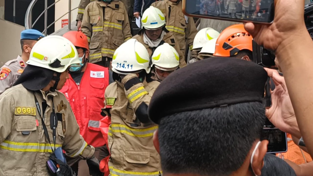 Penemuan Orang Hilang dalam Kebakaran Glodok Plaza
