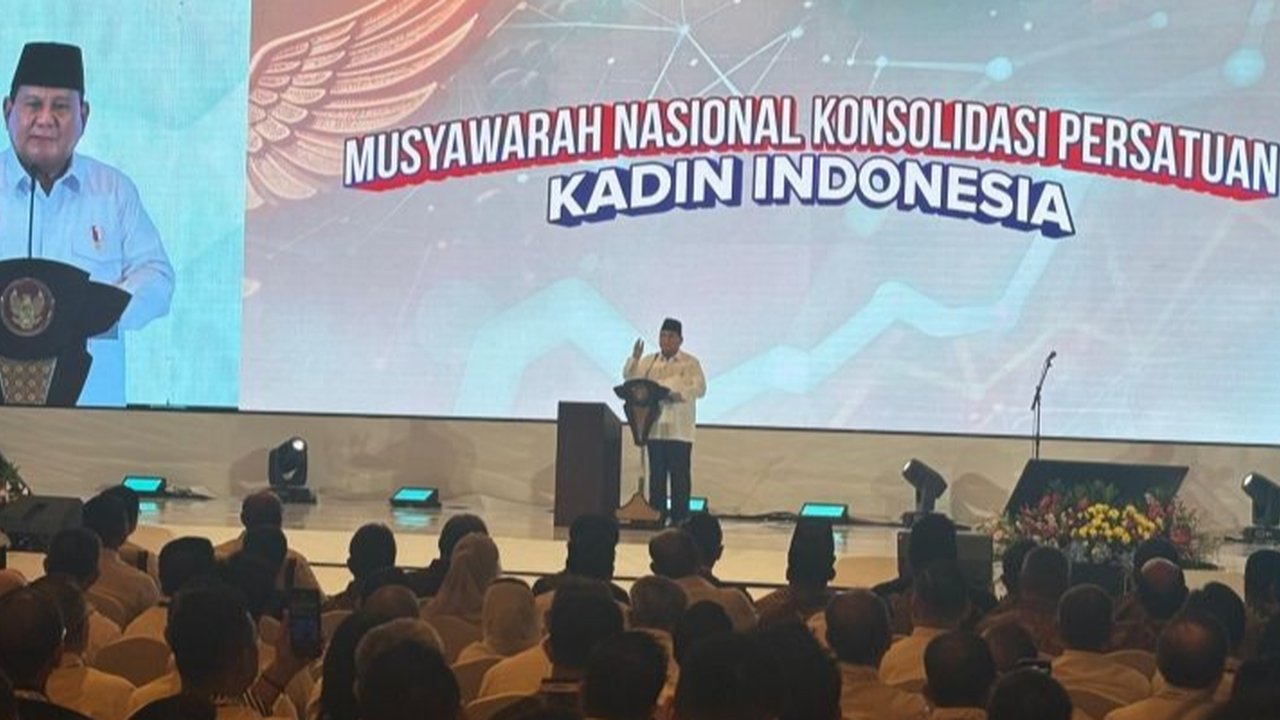 Presiden Prabowo Subianto berkelakar tentang tantangan menjadi Presiden di Munas Kadin, menekankan pentingnya persatuan dan kerja sama dalam memajukan perekonomian Indonesia.
