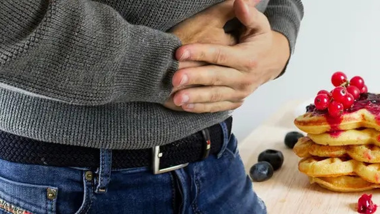 Ilustrasi sakit perut, keracunan makanan. (Sumber: Pixabay)