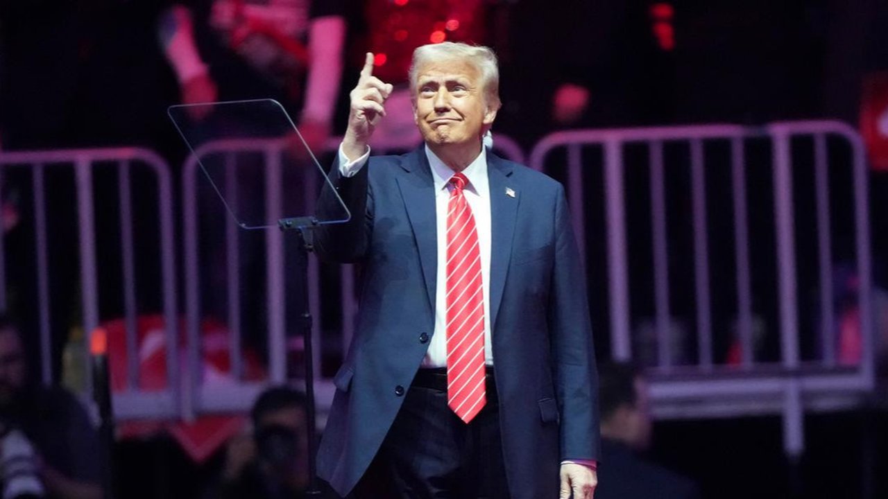 Donald Trump told supporters at a pre-inauguration rally that he would fix 