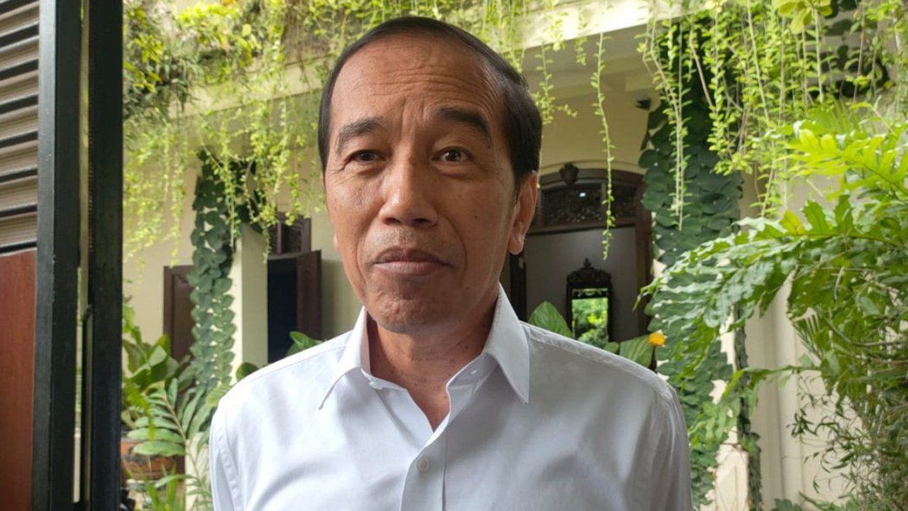 Presiden Ke-7 RI Joko Widodo (Jokowi) menegaskan tidak pernah meminta perpanjangan jabatan sebagai kepala negara."Ini saya ulangi lagi, tidak pernah yang ...