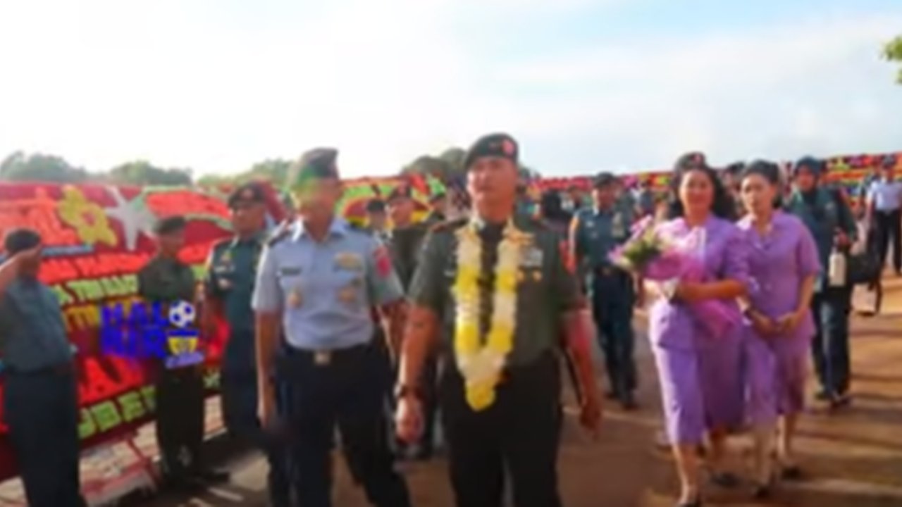 Gagah dan Berwibawa Bintang 3 di Pundak