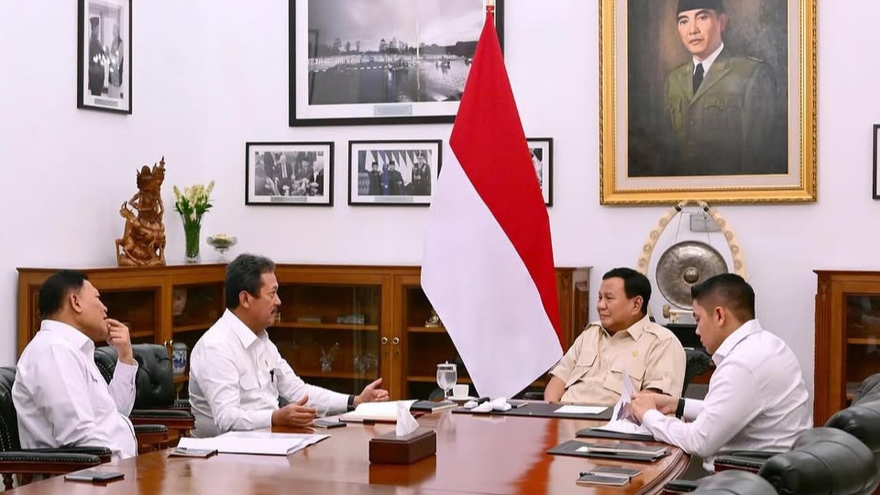 Isi Perintah Tegas Prabowo ke Menteri KKP Geger Pagar Laut, Mayor TNI Teddy Serius Mencatat