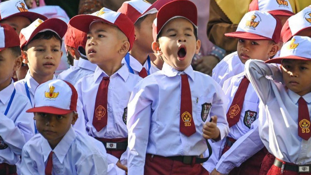 Kebijakan libur sekolah satu bulan penuh selama Ramadan 2025 memicu pro dan kontra. Pemerintah mengeklaim sudah membuat keputusan, tapi belum diumumkan. Apa saja yang sejauh ini diketahui?