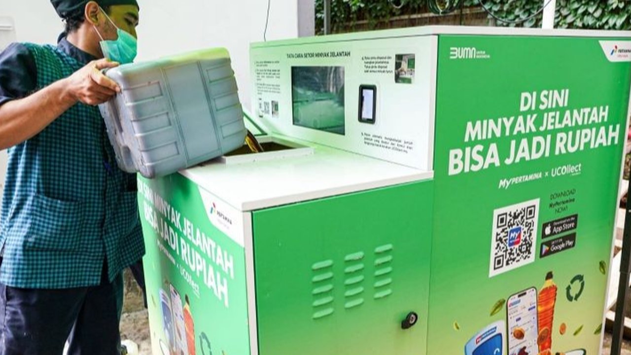 Pertamina Patra Niaga mengumumkan harga jual minyak jelantah di program UCollect mengikuti fluktuasi pasar, saat ini sekitar Rp6.000/liter, dan masyarakat mendapat reward saldo e-wallet.