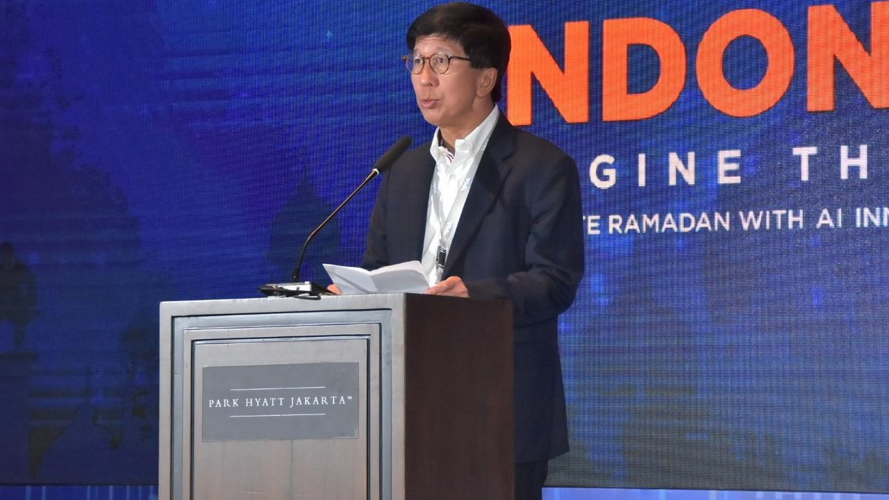 Direktur Utama Surya Citra Media (SCM) Sutanto Hartono