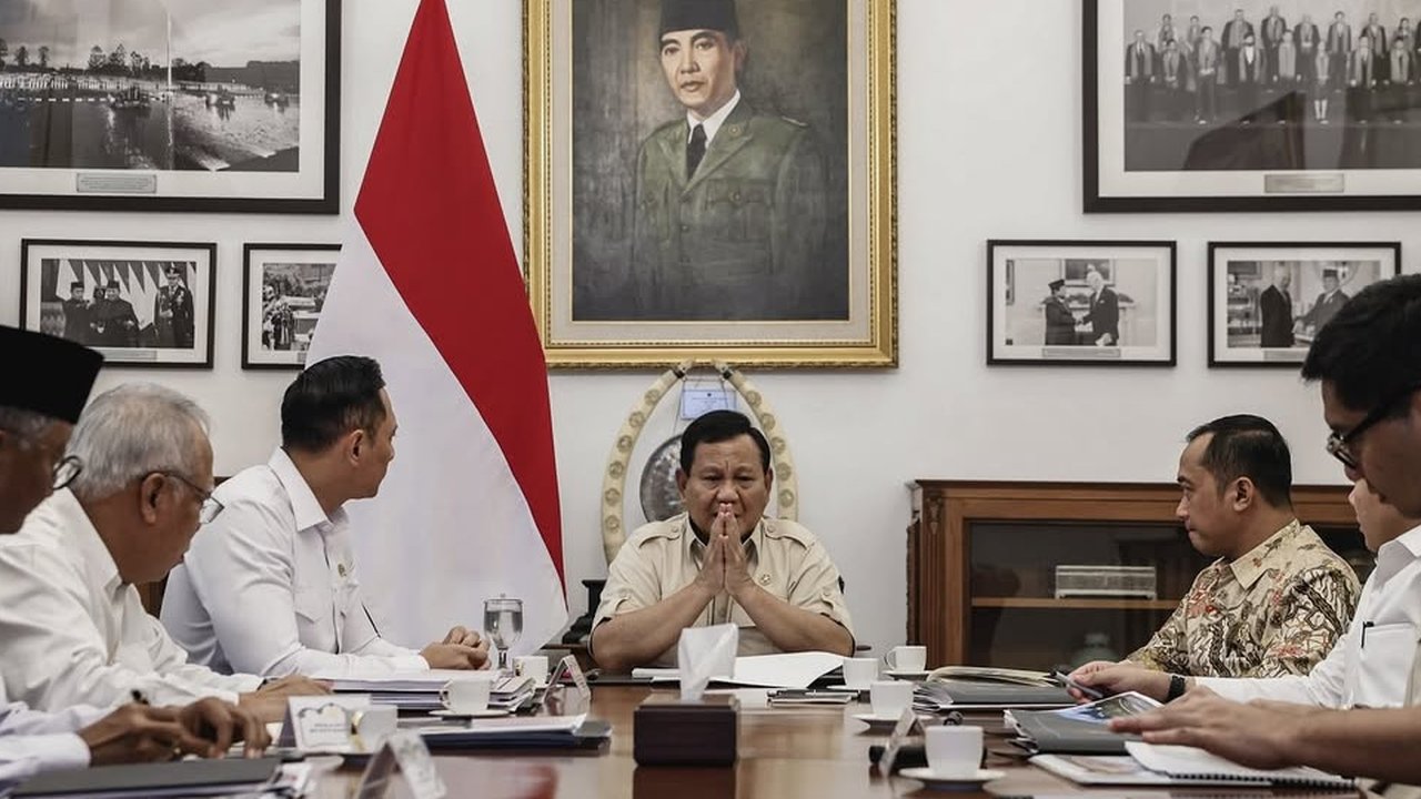 Presiden Prabowo Gelar Pertemuan dengan Menteri & Kepala Otoritas Bahas Nasib IKN, Tetap Berjalan?