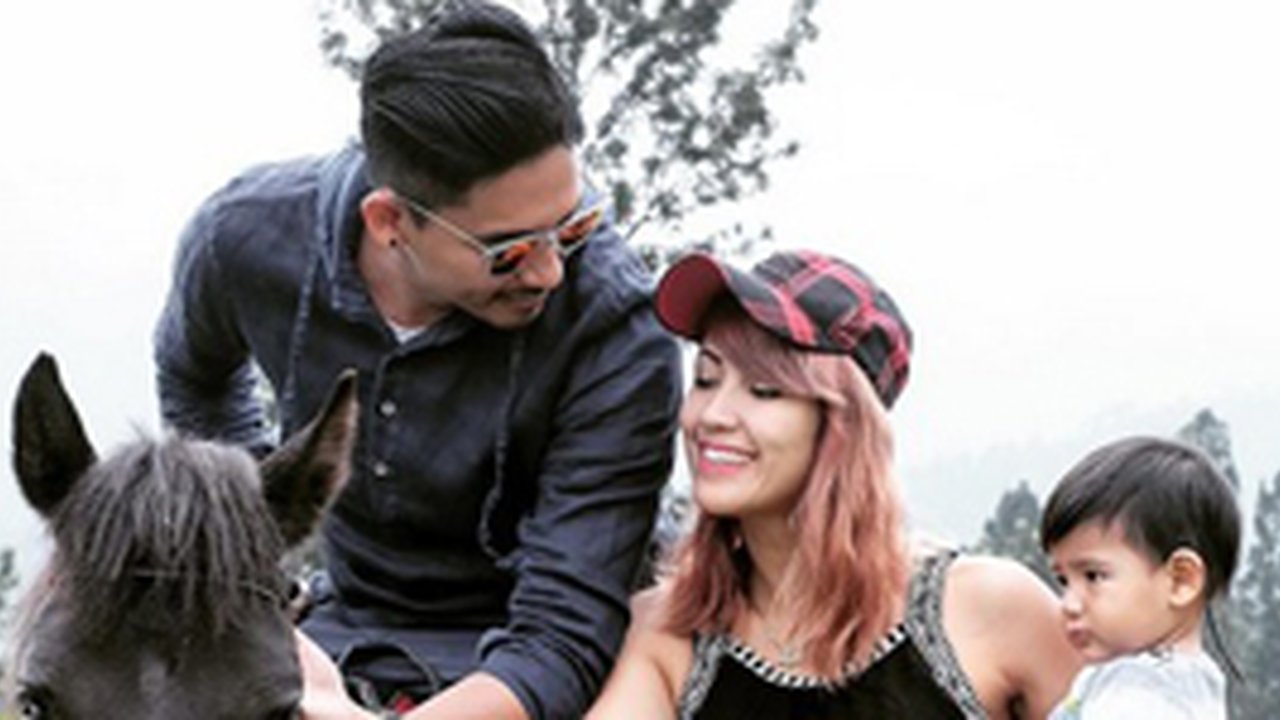 FOTO: Kompaknya Ryan Delon-Shareena Gunawan Bareng Anak, Seru!