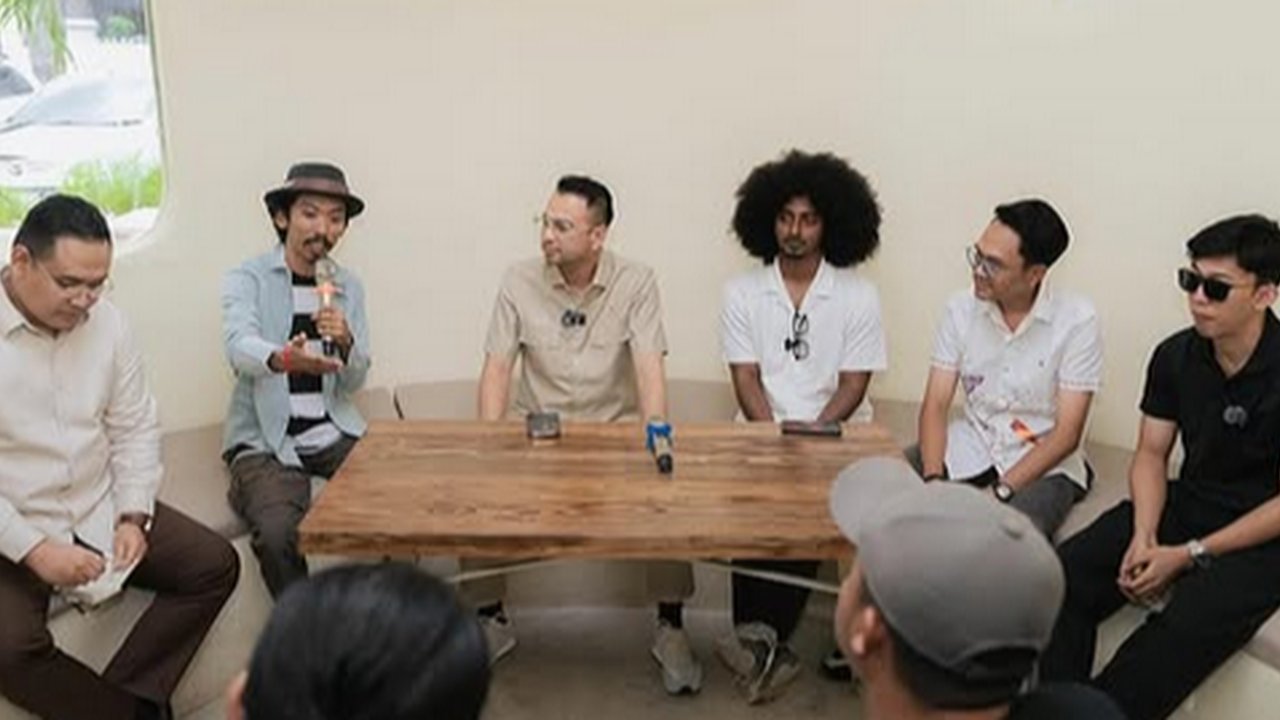 Utusan Khusus Presiden, Potret Raffi Ahmad Bertemu Generasi Muda & Pekerja Seni di Lampung