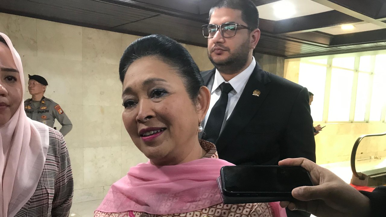 Titiek Soeharto bakal panggil menteri KKP soal pagar laut