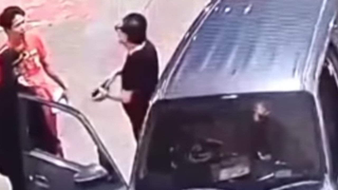 Viral Pria Todongkan Pistol ke Petugas SPBU Rest Area Cibubur