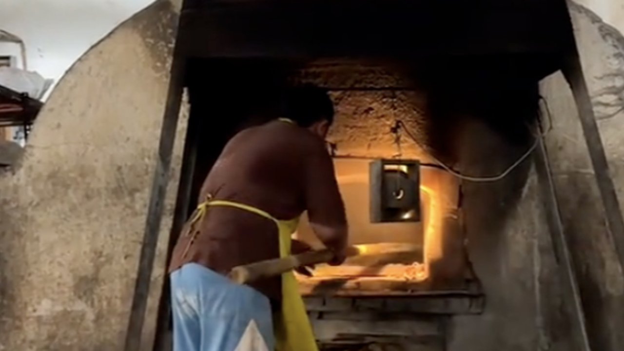 toko roti tertua di purwokerto