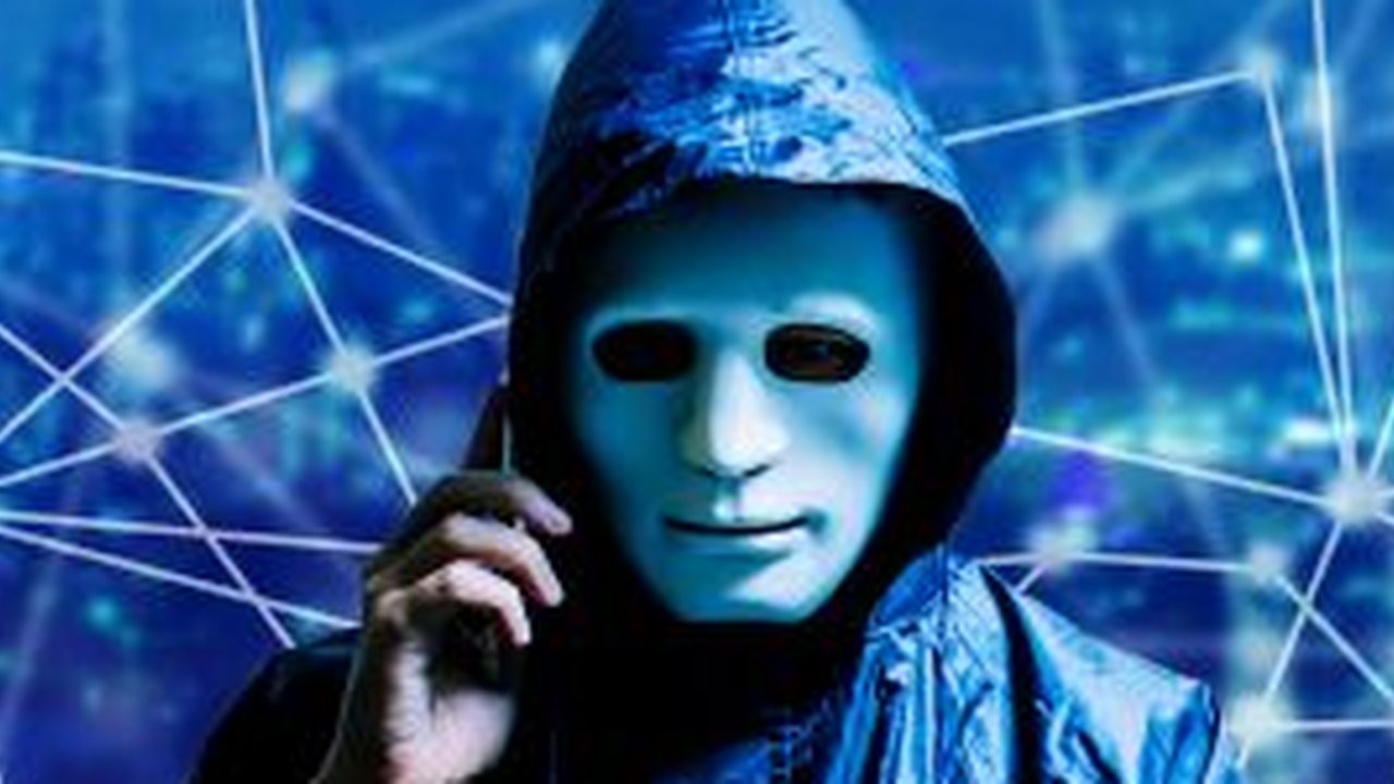 O2 Telephone Company Creates Granny AI to Face Scammers